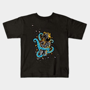 100 light-years Kids T-Shirt